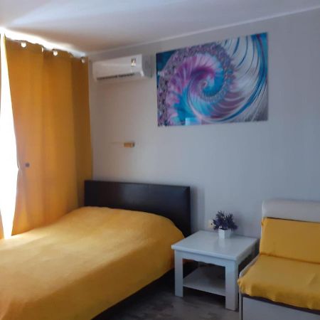 Parus-2-Studio Pomorie Bagian luar foto