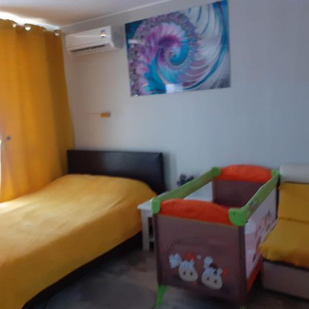 Parus-2-Studio Pomorie Bagian luar foto